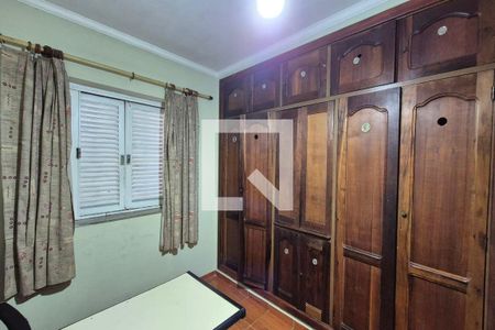 Quarto 2  de casa à venda com 4 quartos, 182m² em Jardim Leonor, Campinas
