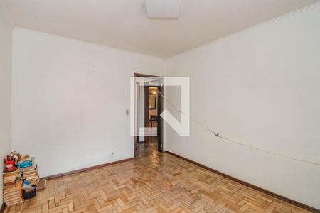 Quarto 1 de casa para alugar com 4 quartos, 340m² em Vila Ipiranga, Porto Alegre