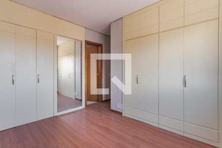 Suíte de apartamento à venda com 2 quartos, 207m² em Bom Fim, Porto Alegre