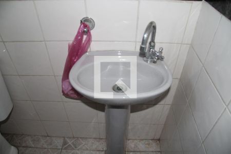 Lavabo de casa para alugar com 3 quartos, 135m² em Jardim Maria Dirce, Guarulhos