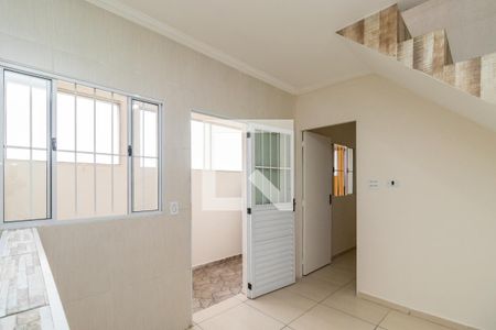 Sala de casa para alugar com 2 quartos, 60m² em Vila Nova York, São Paulo