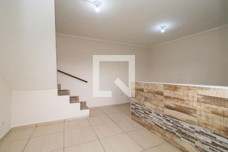 Sala de casa para alugar com 2 quartos, 60m² em Vila Nova York, São Paulo