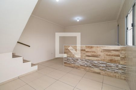 Sala de casa para alugar com 2 quartos, 60m² em Vila Nova York, São Paulo