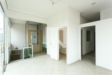 Sala 2 de casa para alugar com 8 quartos, 380m² em Vila Esperança, São Paulo