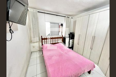 Quarto 2 de casa para alugar com 2 quartos, 80m² em Jardim Bandeirantes, São Paulo