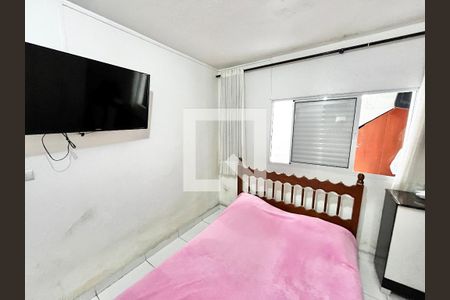 Quarto 2 de casa para alugar com 2 quartos, 80m² em Jardim Bandeirantes, São Paulo
