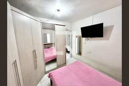 Quarto 2 de casa para alugar com 2 quartos, 80m² em Jardim Bandeirantes, São Paulo