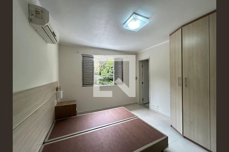 Suíte  de casa à venda com 4 quartos, 176m² em Jardim Felicidade (zona Oeste), São Paulo