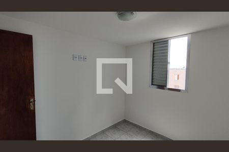 Quarto 2 de apartamento para alugar com 2 quartos, 56m² em Conjunto Residencial José Bonifácio, São Paulo