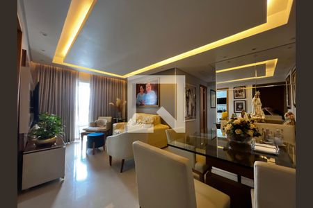 Sala  de apartamento para alugar com 3 quartos, 84m² em Qi 19, Brasília