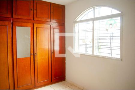 Quarto 1 de apartamento para alugar com 2 quartos, 72m² em Setor Leste Universitário, Goiânia