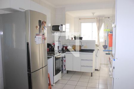 Cozinha de apartamento para alugar com 2 quartos, 49m² em Vila Nova Bonsucesso, Guarulhos