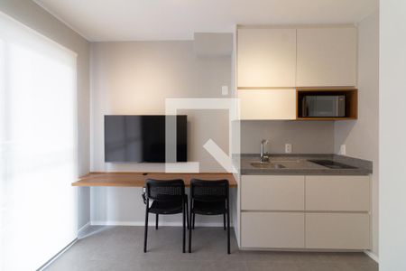 Sala/Cozinha de apartamento para alugar com 1 quarto, 24m² em Vila Butantã, São Paulo