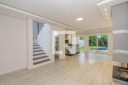 Sala de casa de condomínio para alugar com 3 quartos, 138m² em Passo das Pedras, Porto Alegre