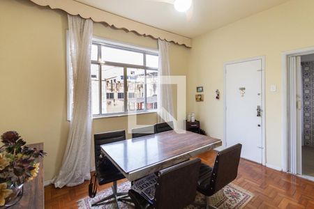 Sala de apartamento para alugar com 2 quartos, 90m² em Praça da Bandeira, Rio de Janeiro