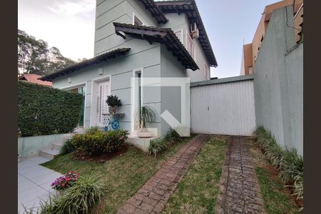 Entrada  de casa à venda com 3 quartos, 225m² em Jardim da Saúde, São Paulo
