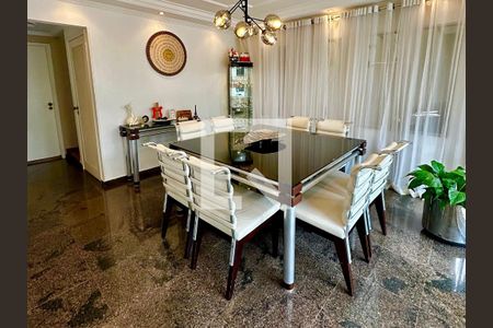 Casa à venda com 4 quartos, 302m² em Parque dos Passaros, São Bernardo do Campo