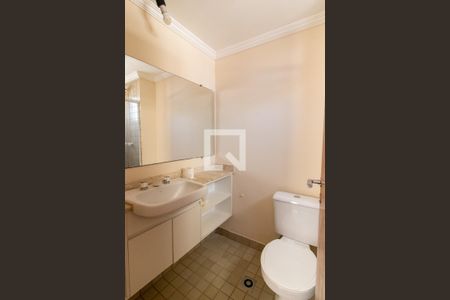 Banheiro da Suíte de apartamento à venda com 3 quartos, 74m² em Jardim Guanabara, Campinas