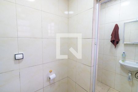 Banheiro da Suíte de casa para alugar com 1 quarto, 54m² em Parque Jabaquara, São Paulo