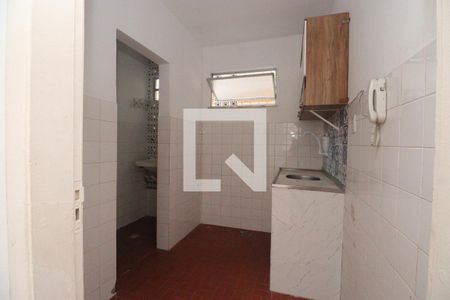 Cozinha de apartamento para alugar com 1 quarto, 40m² em Brotas, Salvador