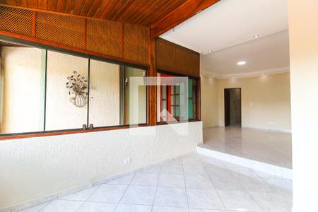 Sala de casa para alugar com 3 quartos, 60m² em Vila Brasil, São Paulo