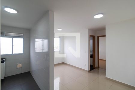 Sala de apartamento para alugar com 2 quartos, 42m² em Parque Industrial, Campinas