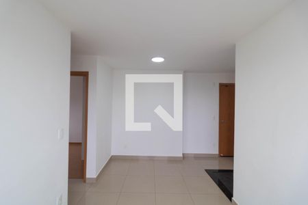 Sala de apartamento para alugar com 2 quartos, 42m² em Parque Industrial, Campinas