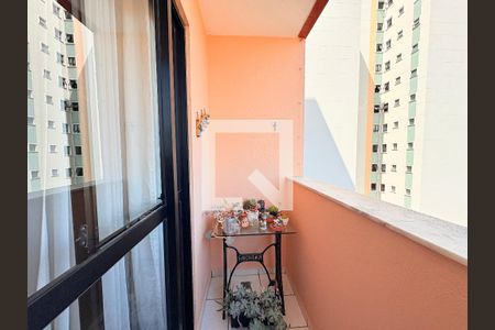 Sacada de apartamento à venda com 3 quartos, 75m² em Parque Eloy Chaves, Jundiaí