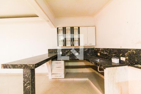 Sala/Cozinha de casa à venda com 4 quartos, 160m² em Lajeado, São Paulo