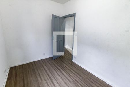 Quarto 2 de casa para alugar com 4 quartos, 110m² em Jardim Maria Rosa, Taboão da Serra