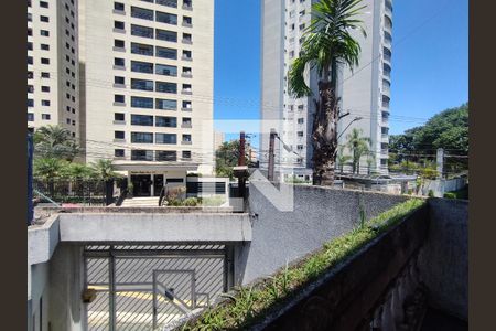 Vista da Rua de casa para alugar com 6 quartos, 475m² em Vila Vermelha, São Paulo