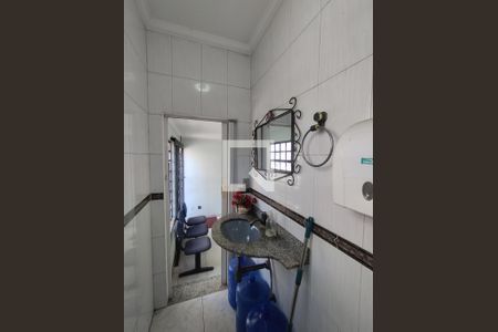 Banheiro - torneira de casa para alugar com 6 quartos, 475m² em Vila Vermelha, São Paulo