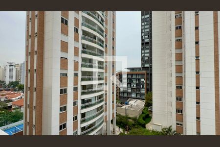 Sacada de kitnet/studio à venda com 1 quarto, 17m² em Pinheiros, São Paulo