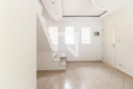 Sala  de casa à venda com 2 quartos, 75m² em Vila Carrão, São Paulo