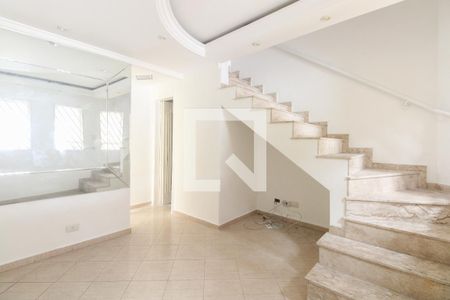 Sala  de casa à venda com 2 quartos, 75m² em Vila Carrão, São Paulo