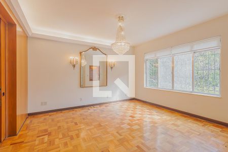 Sala de casa à venda com 6 quartos, 232m² em Sumaré, São Paulo