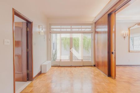 Sala de Jantar de casa à venda com 6 quartos, 232m² em Sumaré, São Paulo