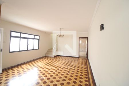 Casa à venda com 3 quartos, 150m² em Vila Campo Grande, São Paulo