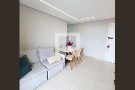 Sala de apartamento à venda com 2 quartos, 49m² em Presidente Altino, Osasco