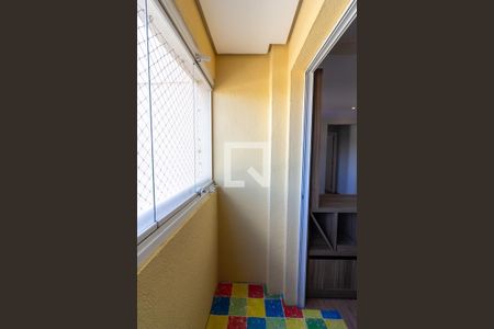 Sala de estar de apartamento à venda com 2 quartos, 74m² em Jardim Umuarama, São Paulo