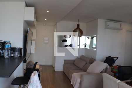 Sala de apartamento à venda com 2 quartos, 69m² em Alphaville Empresarial, Barueri