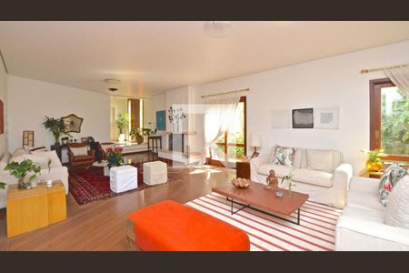 Casa à venda com 4 quartos, 400m² em Alto da Lapa, São Paulo