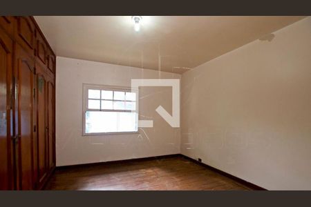 Casa à venda com 4 quartos, 318m² em Vila Madalena, São Paulo