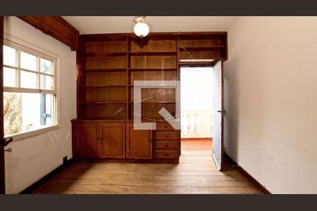 Casa à venda com 4 quartos, 318m² em Vila Madalena, São Paulo