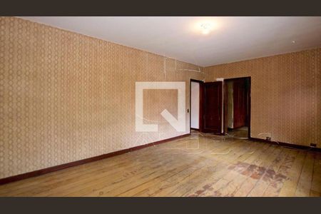 Casa à venda com 4 quartos, 318m² em Vila Madalena, São Paulo