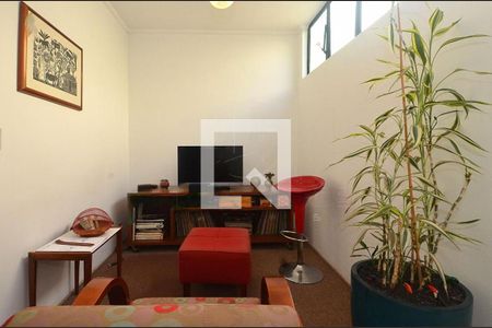 Casa à venda com 3 quartos, 250m² em Vila Madalena, São Paulo