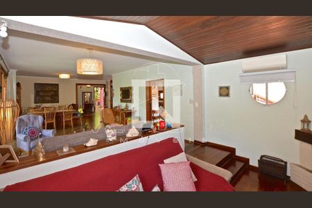 Casa à venda com 3 quartos, 470m² em Vila Madalena, São Paulo