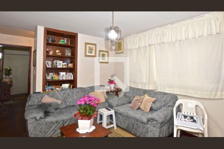 Casa à venda com 3 quartos, 181m² em Vila Madalena, São Paulo