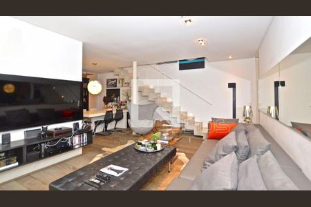 Casa à venda com 3 quartos, 495m² em Jardim das Bandeiras, São Paulo