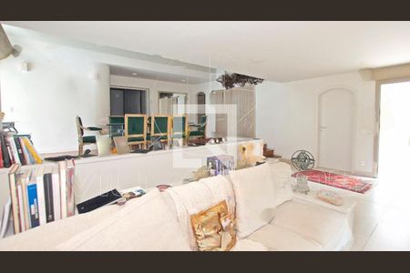 Casa à venda com 4 quartos, 471m² em Vila Ida, São Paulo